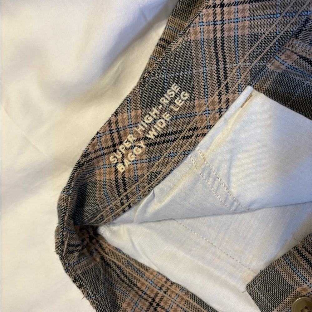 American Eagle Outfitters Wide Leg Plaid Pants - Gray and Tan - Picture 5 of 6